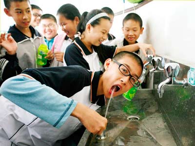 濾中濾校園直飲水為學校提供定制化服務